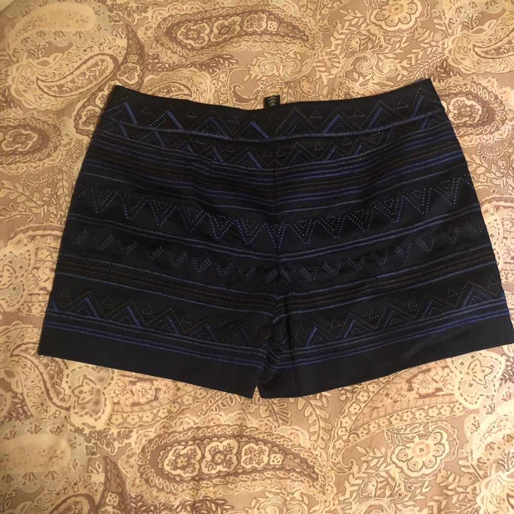 WHBM Patterned shorts 10